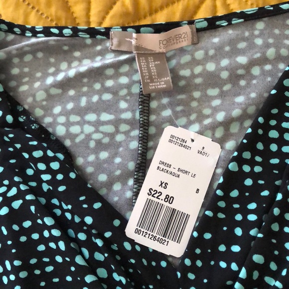 Black and Aqua Dress - Picture 2 of 2